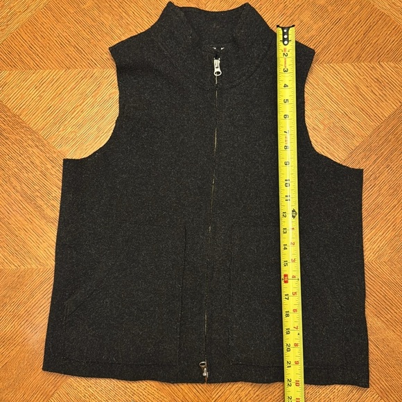 J. Crew Wool Blend Black Felted Vest Size Medium - Picture 5 of 6